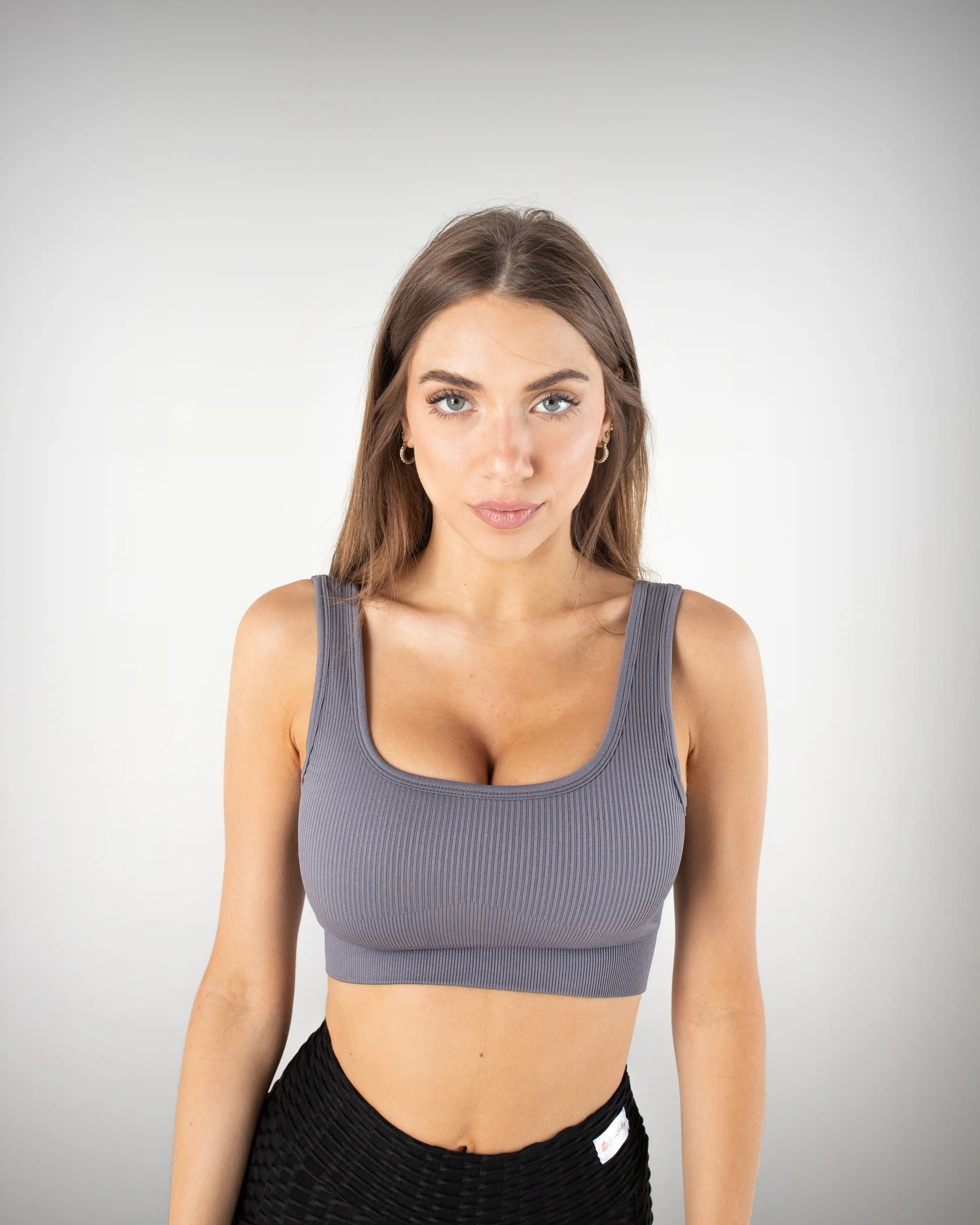 Gray / L