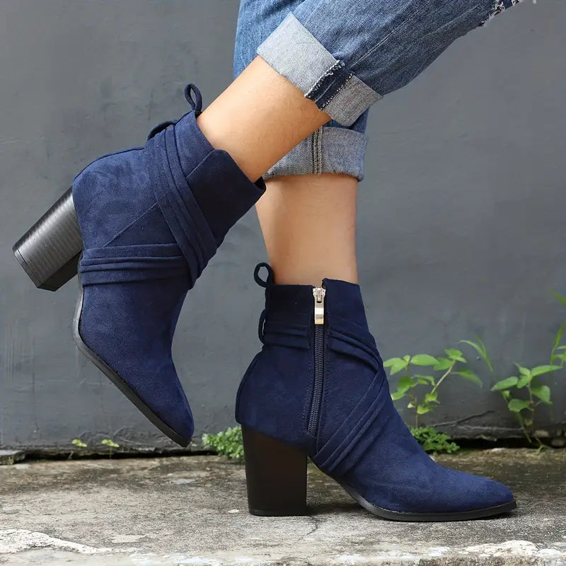 Blue / 12
