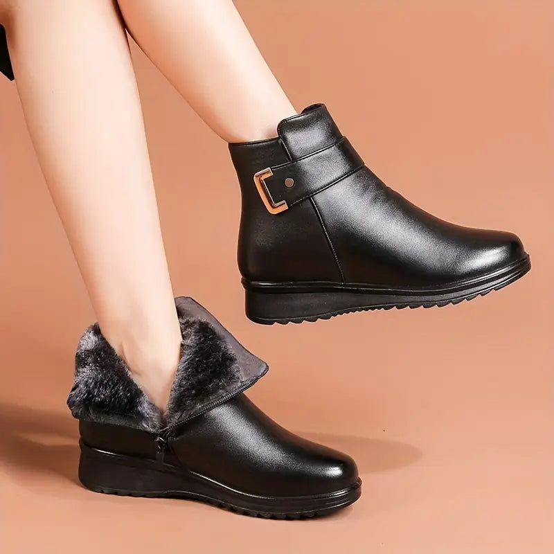 Black / 10