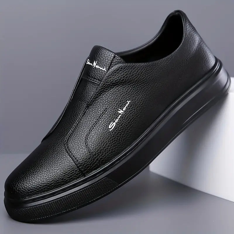 Black / 12.5