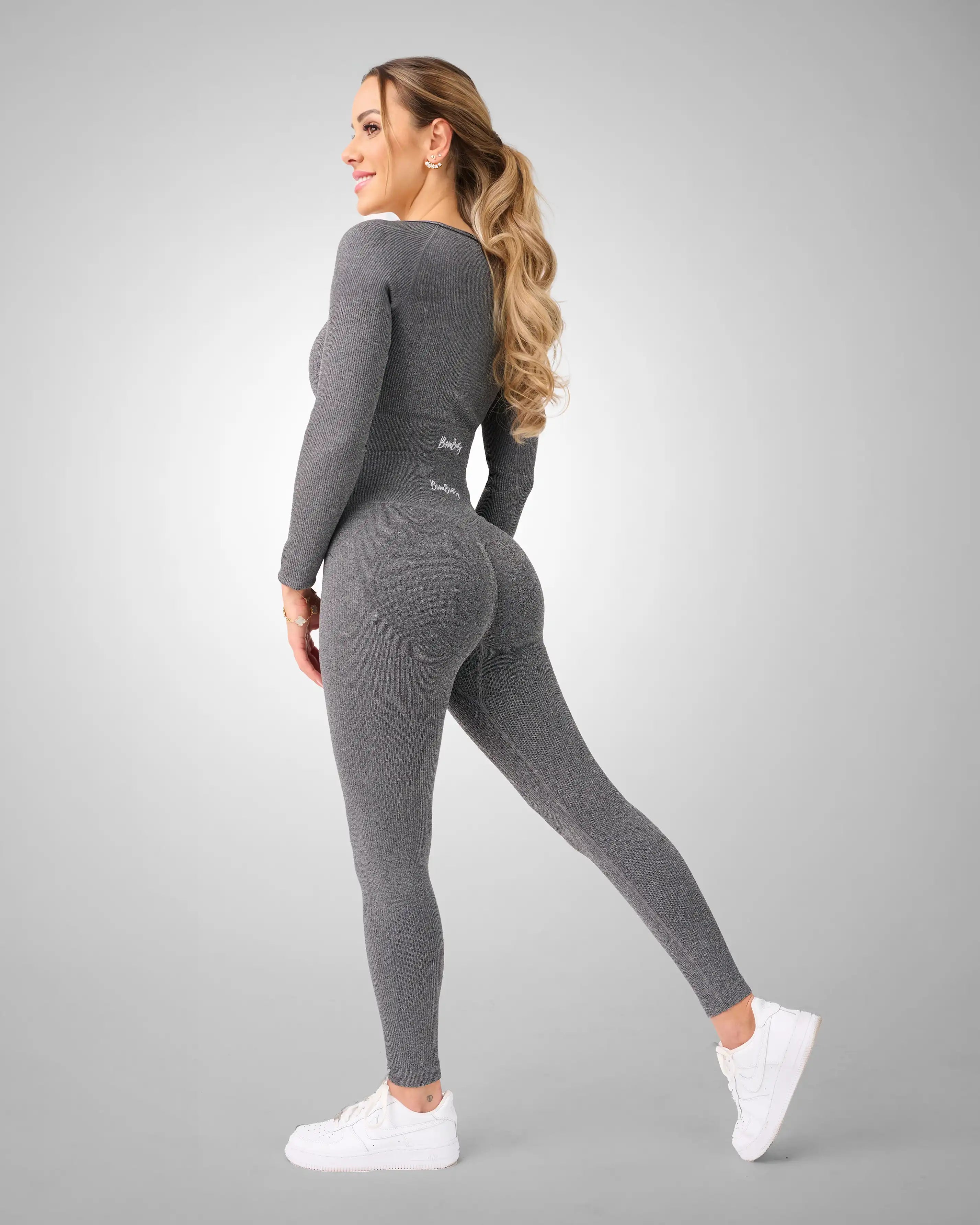 Grey / L