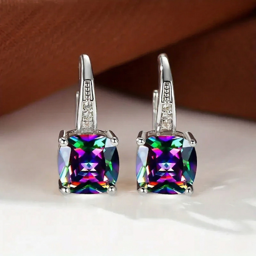 Rainbow Topaz / White Gold