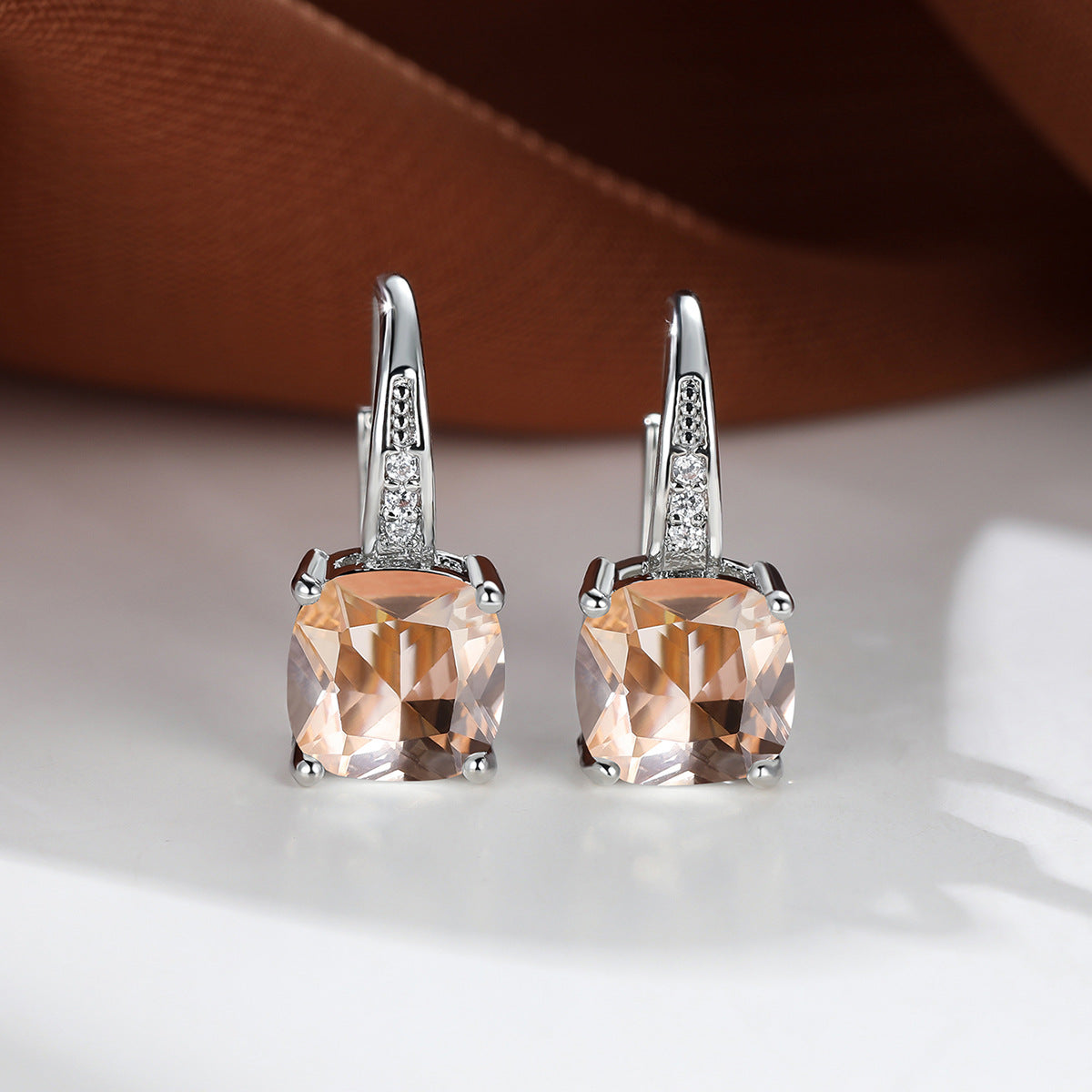 Morganite / White Gold