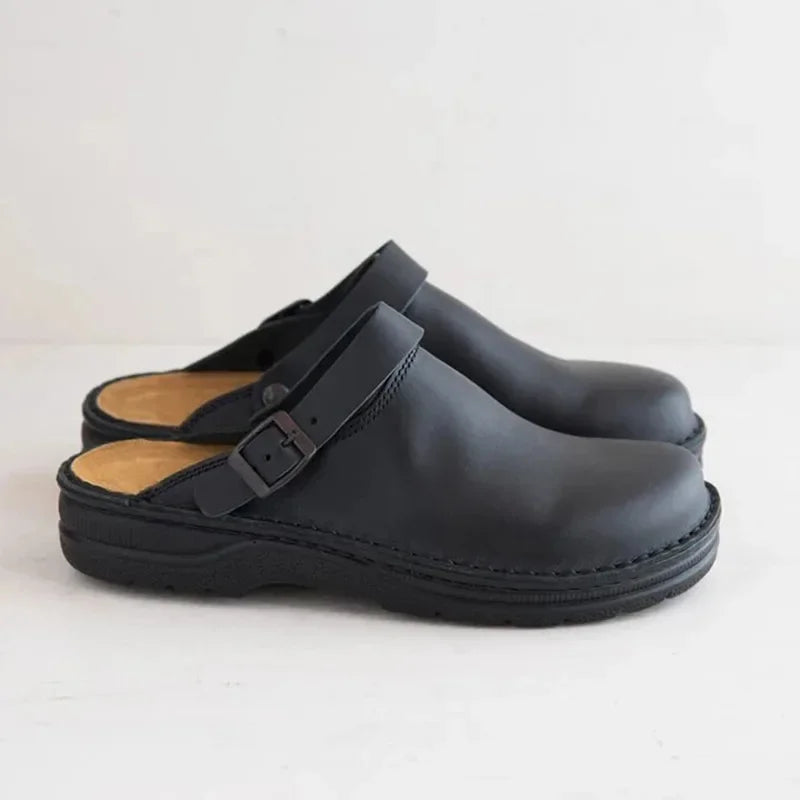Black / 15
