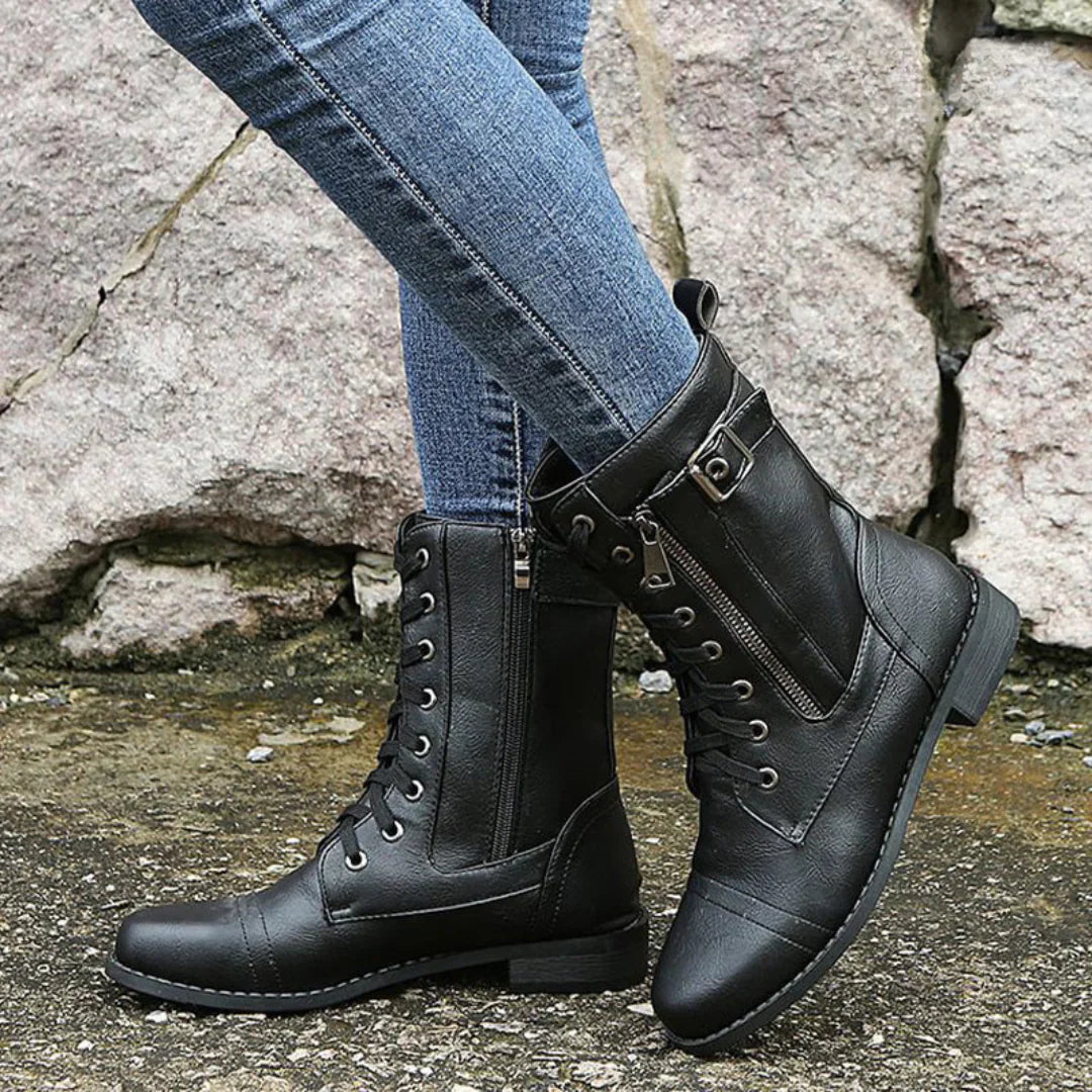Black / 11